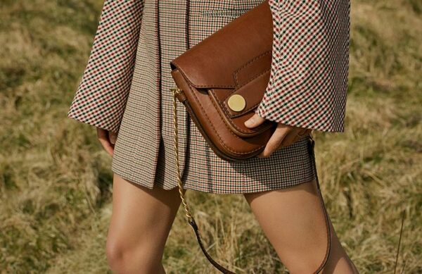 Stella McCartney, Yepyeni Falabella Popper Modeliyle Karşınızda