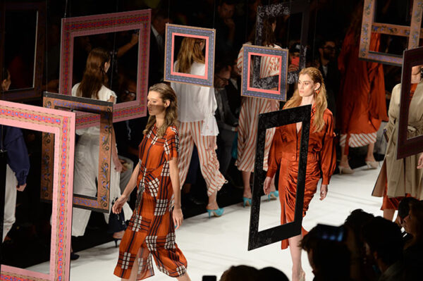 MBFWI Mehtap Elaidi 2019 İlkbahar Yaz Koleksiyonu