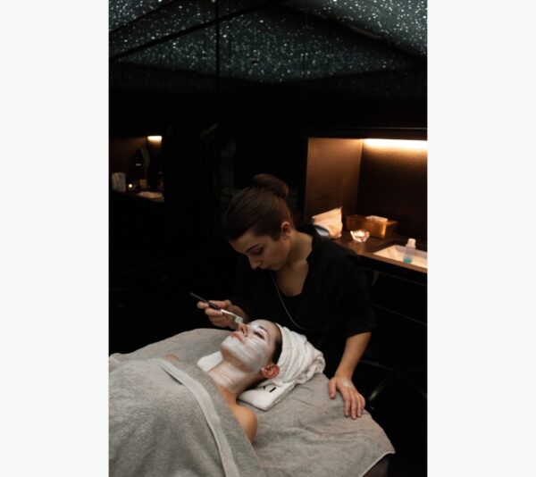 Bütünsel Bir Cilt Bakım Deneyimi: Spa Nolinski Paris by La Colline