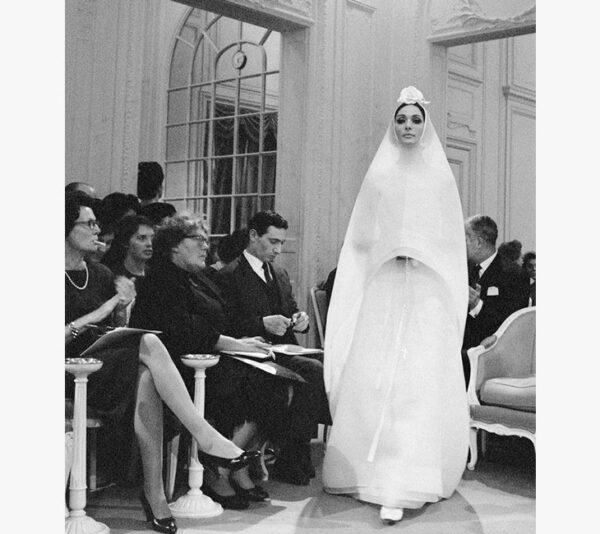 Saint Laurent: Bir Marka Hikayesi