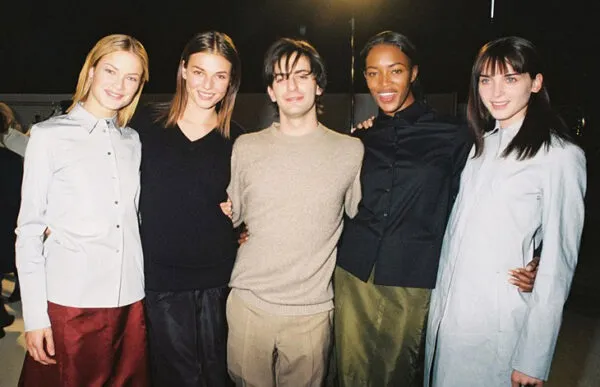 Marc Jacobs, Naomi Campbell ve süper modeller ile Louis Vuitton defilesi sonrası