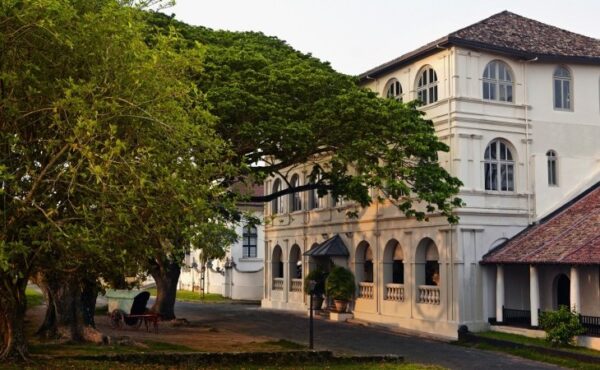 Sri Lanka Şehir Rehberi