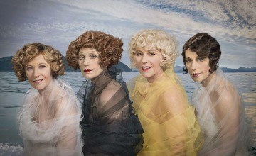 Cindy Sherman Yeni Sergisi ile Fondation Louis Vuitton'da