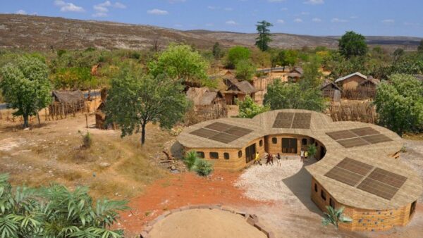Dünyanın İlk 3D Baskı ile Üretilen Okulu