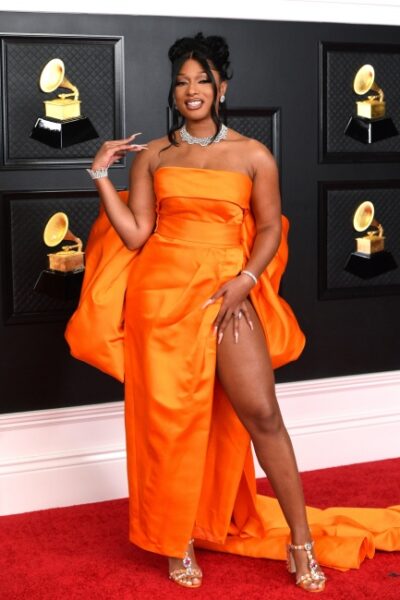 2021 Grammy Ödülleri'nde Kırmızı Halı Görünümleri