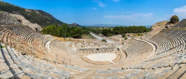 Efes Antik Kent Rehberiyle Zamanda Yolculuk