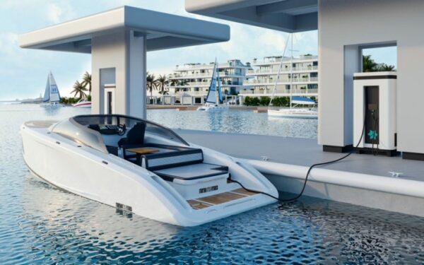 Hem Çevreci Hem Hızlı Yat: Furyan F35 Eco Hybrid