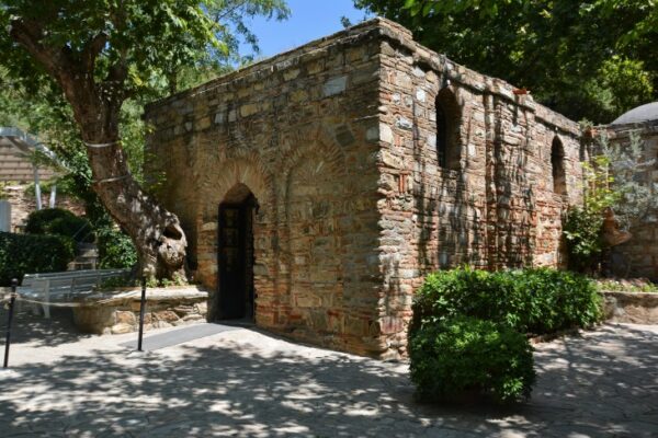 Efes Antik Kent Rehberiyle Zamanda Yolculuk