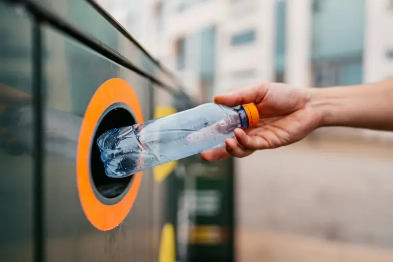 Plastiğin Altındaki Rakamlara Dikkat: Hangi Sembol Ne Anlatıyor?