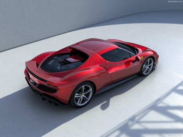 En Yeni Ferrari Türkiye’de: Ferrari 296 GTB