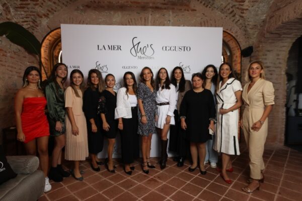 La Mer ve She's Mercedes OGGUSTO Ev Sahipliğinde Bir Araya Geldi