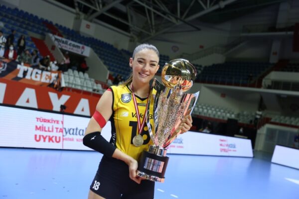 She’s Mercedes ile İlham Veren Sohbetler: Zehra Güneş