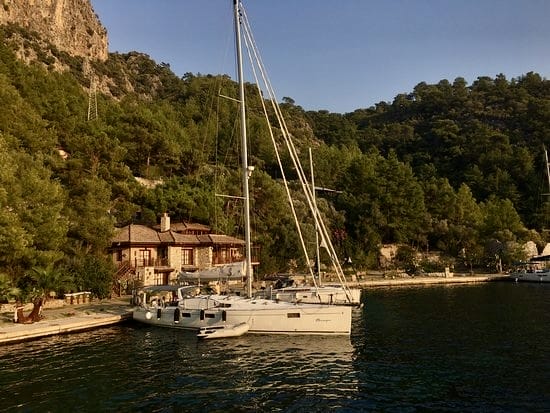 Tekneyle Gidebileceğiniz En Lezzetli 10 Restoran