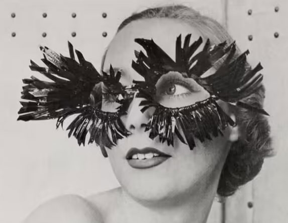 Schiaparelli ve ‘Şok Edici’ Sergisi