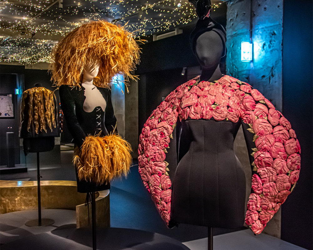 Schiaparelli ve ‘Şok Edici’ Sergisi