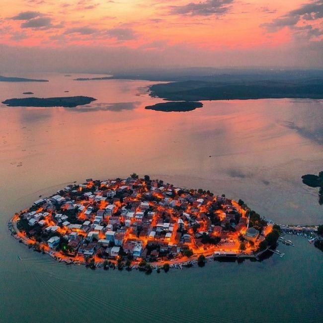 Gölyazı Gezi Rehberi