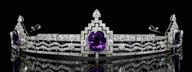 Kraliyet ve Aristokrat Ailelerinin Taçları Sotheby's Sergisinde