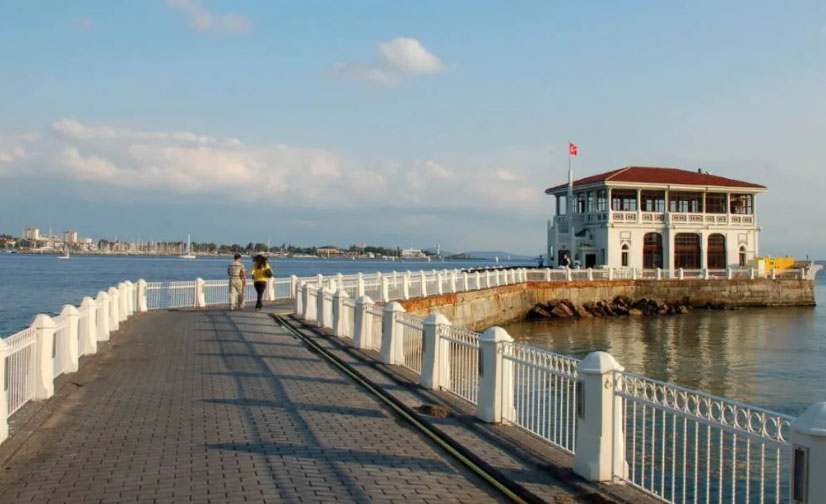 İstanbul'da Gastronomi Turu: Semt Rehberleri