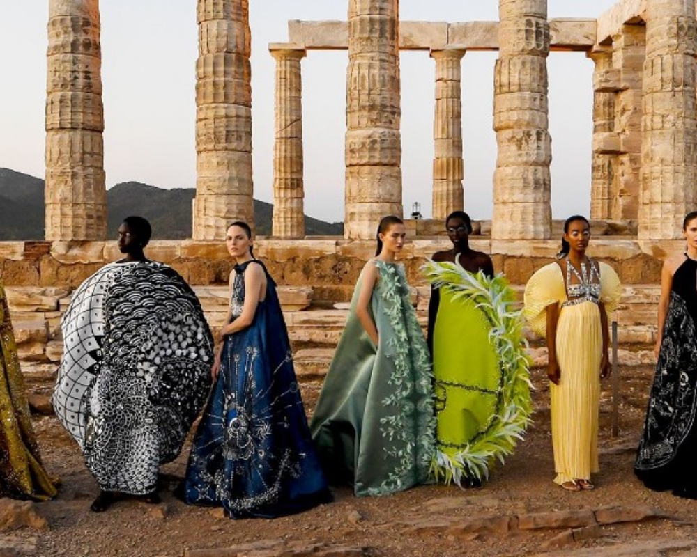 Gelmiş Geçmiş En İyi Moda Defileleri