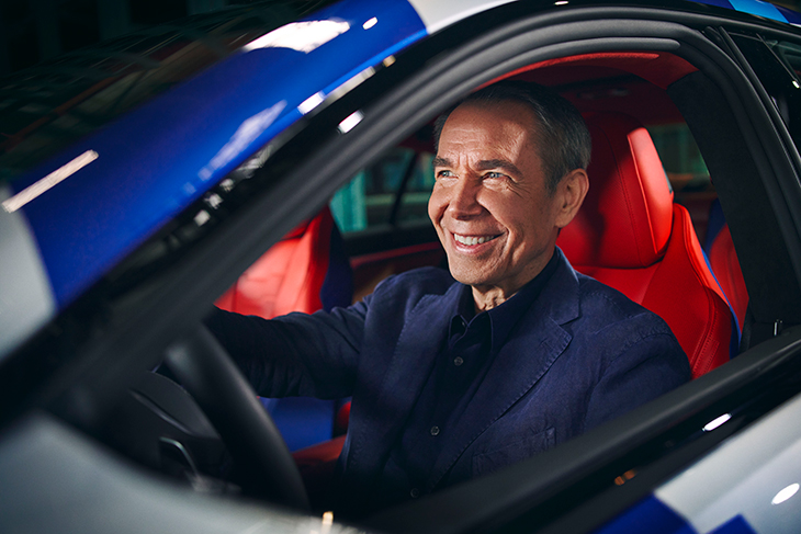 Jeff Koons'un Otomobili Sanat Eserine Dönüştüren BMW M850i x Drive Gran Coupé Tasarımı