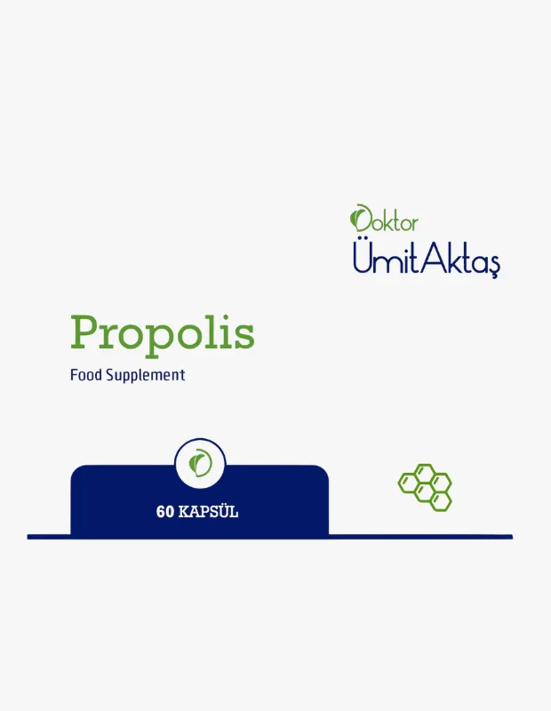 Beyaz bir zeminde, Doktor Ümit Aktaş logosu ve isminin sağ üstte konumlandığı, yeşil Propolis başlığı ve altında Food Supplement yazısıyla belirtilen 60 kapsüllük bir gıda takviyesi kutusunun net bir görüntüsü, sağ altta ise propolis benzeri bir hücre kümesi grafiği yer alıyor.