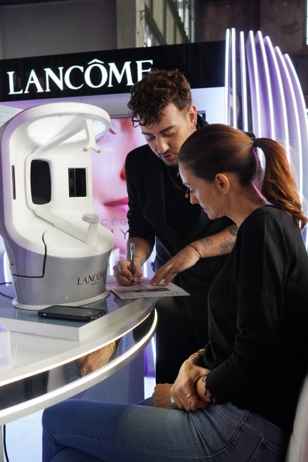 OGGUSTO Ev Sahipliğinde Lancôme Rénergie Serum Lansman Daveti