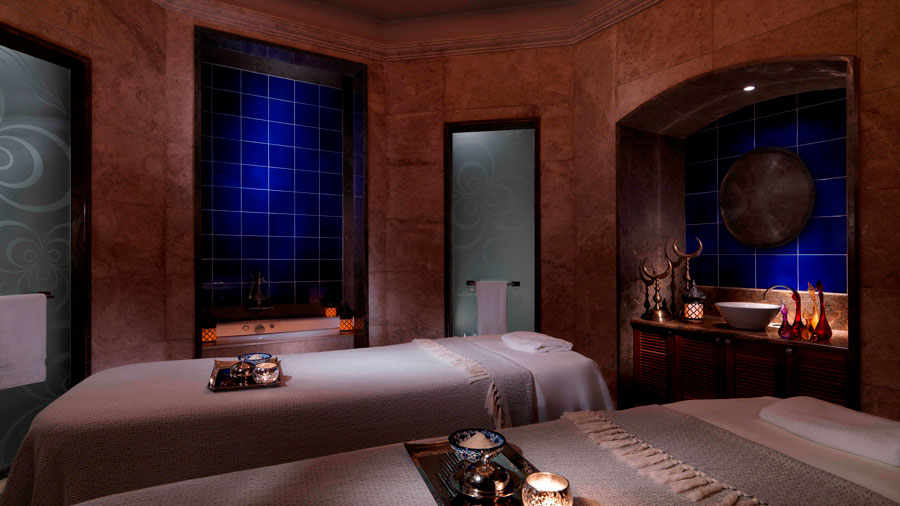 Four Seasons Hotel Bosphorus’taki The Spa, kişiye özel cilt ve vücut bakımları sunuyor. Bağışıklık sistemini güçlendiren, metabolizmayı hızlandıran, cildin gençleşmesini sağlayan üç etkili detoks bakımı MLX I³Dome hizmeti de olan spa'da vücut yenileniyor.