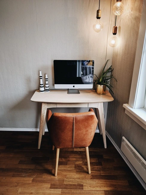 Home Office Çalışırken Işıklandırma Nasıl Olmalı?
