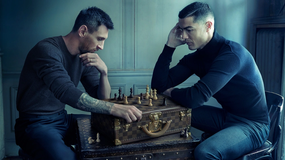 Louis Vuitton, Messi ve Ronaldo ile Şah Mat Diyor