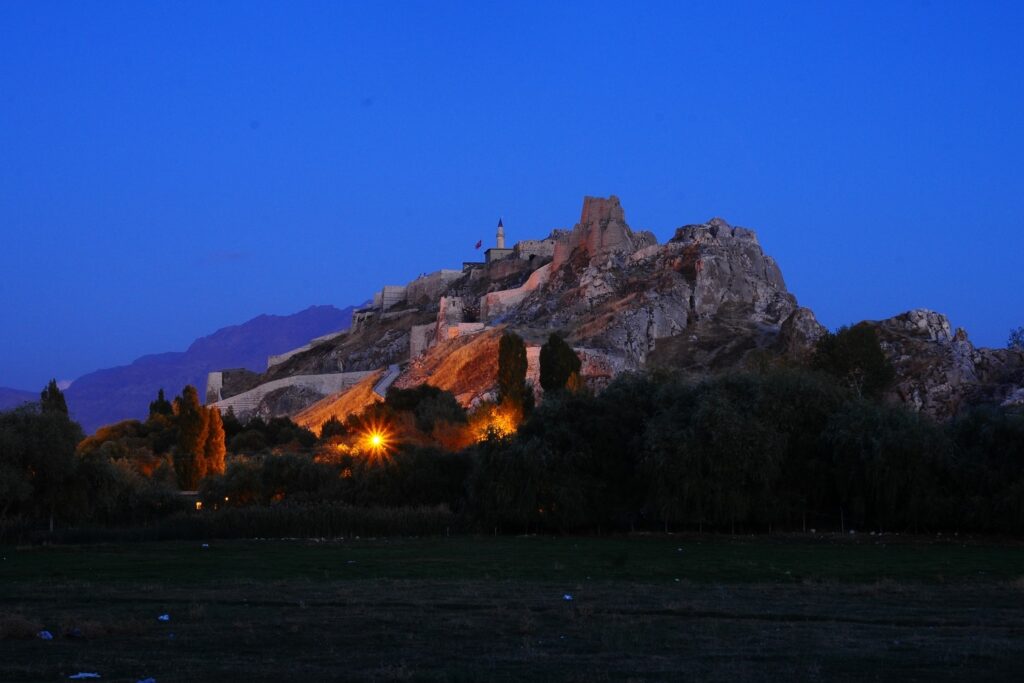 Van Gölü Hakkında Bilmeniz Gerekenler