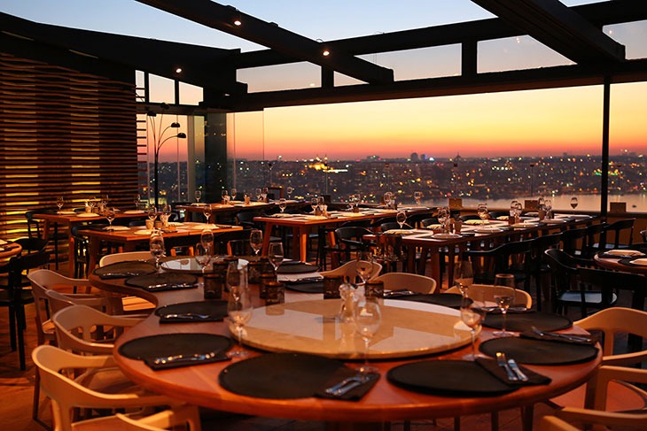 Shangri-La Bosphorus Hotel’in şefi Olivier Pistre’nin Restoran Önerileri