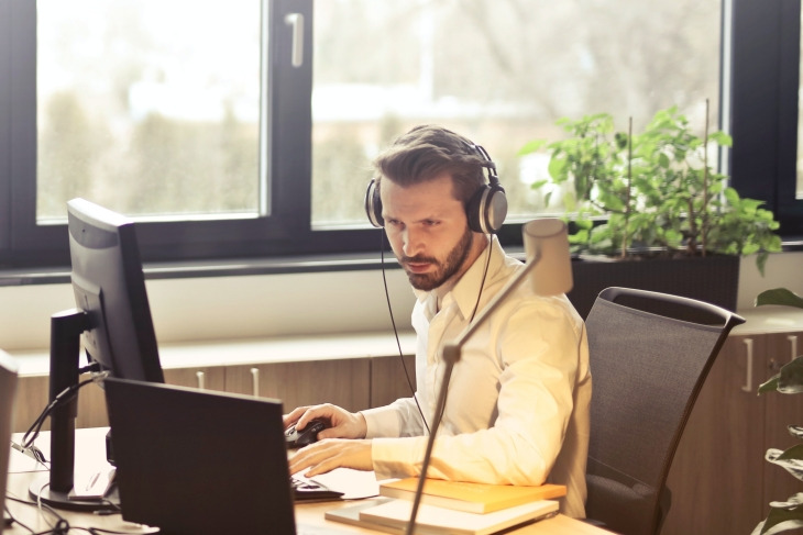 Home Office Çalışırken İşinizi Kolaylaştıracak Ürünler