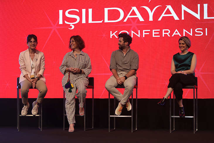 İlham Veren İsimler IŞILDAYANLAR KONFERANSI’NDA Birlikte Işıldadı