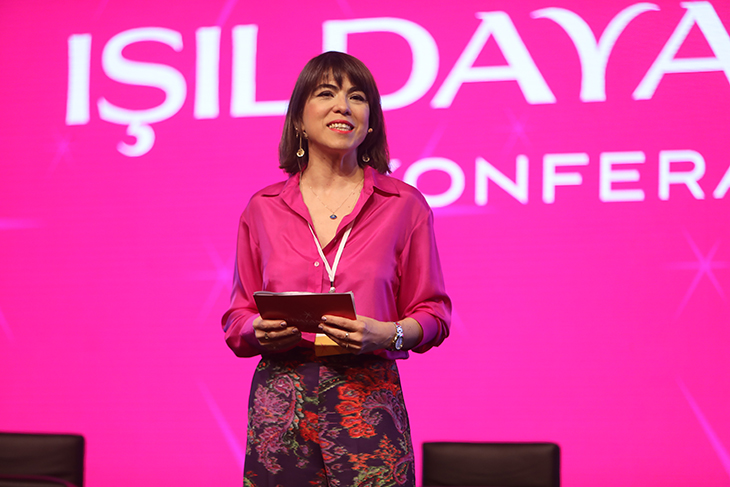 İlham Veren İsimler IŞILDAYANLAR KONFERANSI’NDA Birlikte Işıldadı