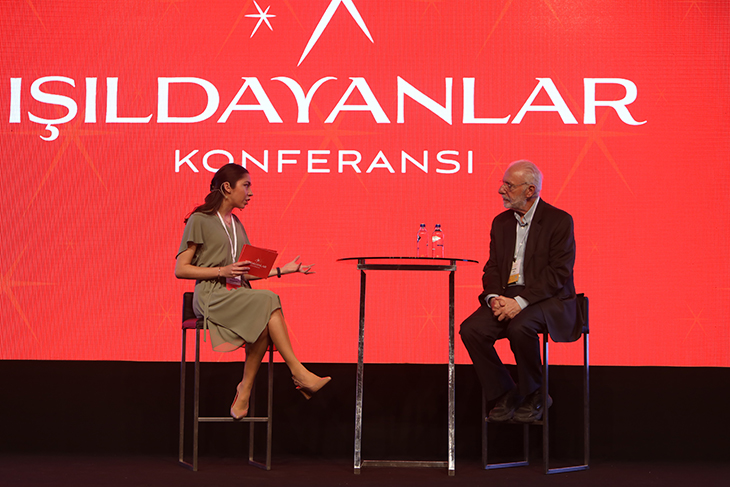 İlham Veren İsimler IŞILDAYANLAR KONFERANSI’NDA Birlikte Işıldadı