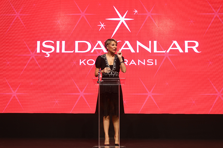İlham Veren İsimler IŞILDAYANLAR KONFERANSI’NDA Birlikte Işıldadı
