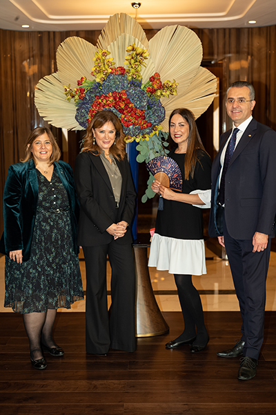 Mandarin Oriental Bosphorus Istanbul İçin Tasarlanan Yelpaze Özel Bir Davetle Tanıtıldı