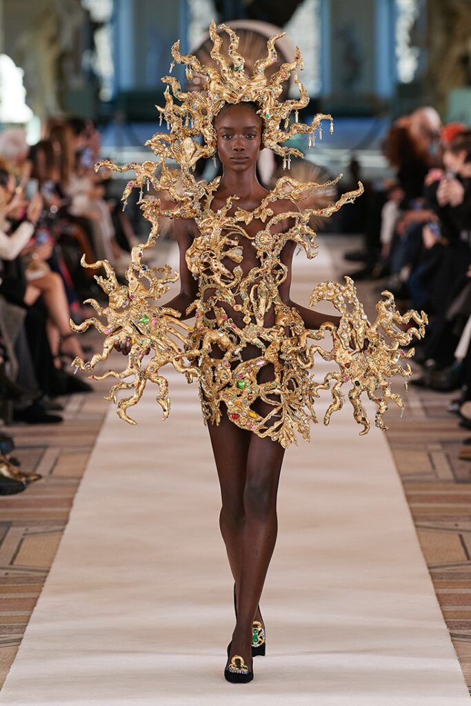 2022 Paris Haute Couture Moda Haftası’nda Aklımızda Kalanlar