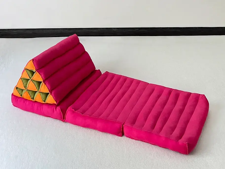 Viva Magenta Rengini Yaşam Alanında Kullanma Yolları