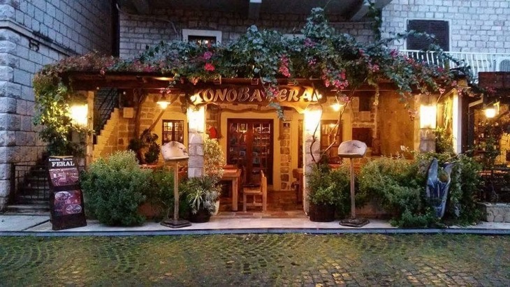 Karadağ'ın En İyi Otel ve Restoranları