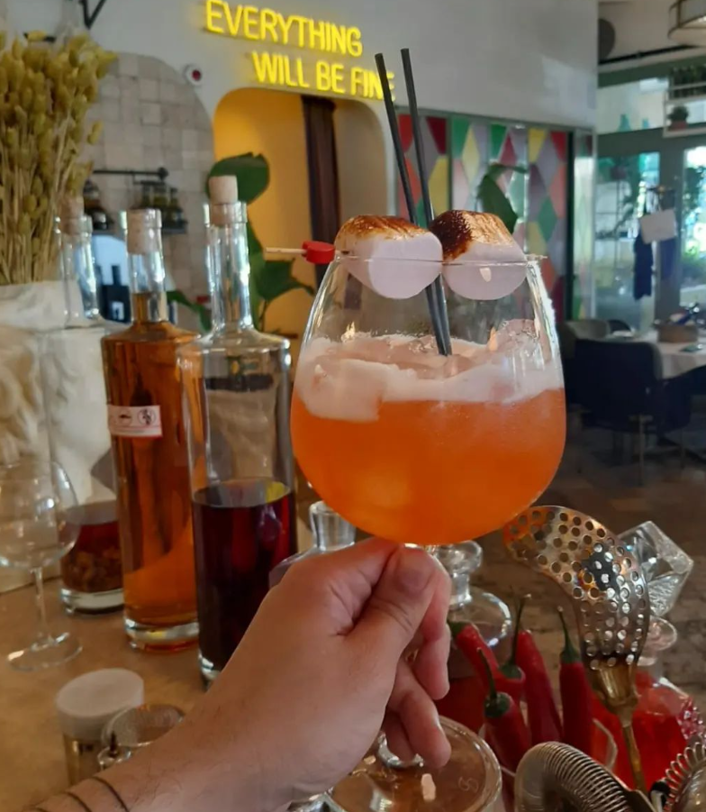 İstanbul’un En İyi Kokteyl Barları: Şehrin İkonik Adresleri