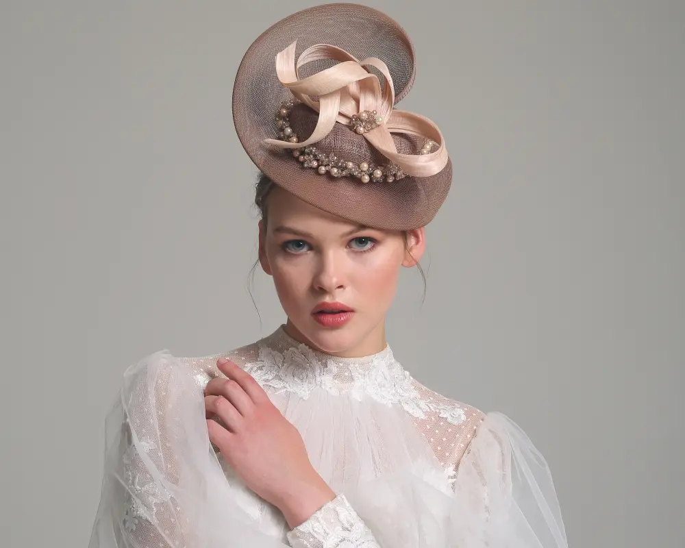 Gelinlere Özel Şapka Tasarımları: Melis Erkol Hat Design