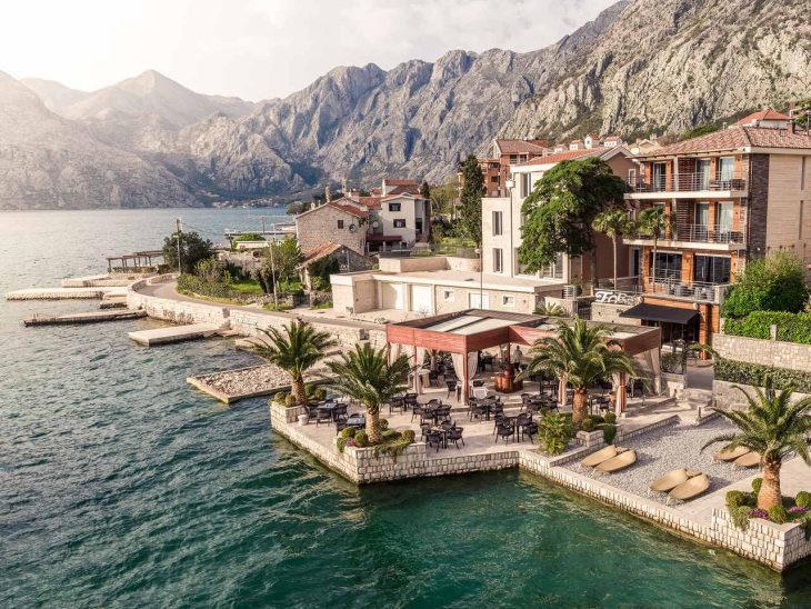 Karadağ'ın En İyi Otel ve Restoranları