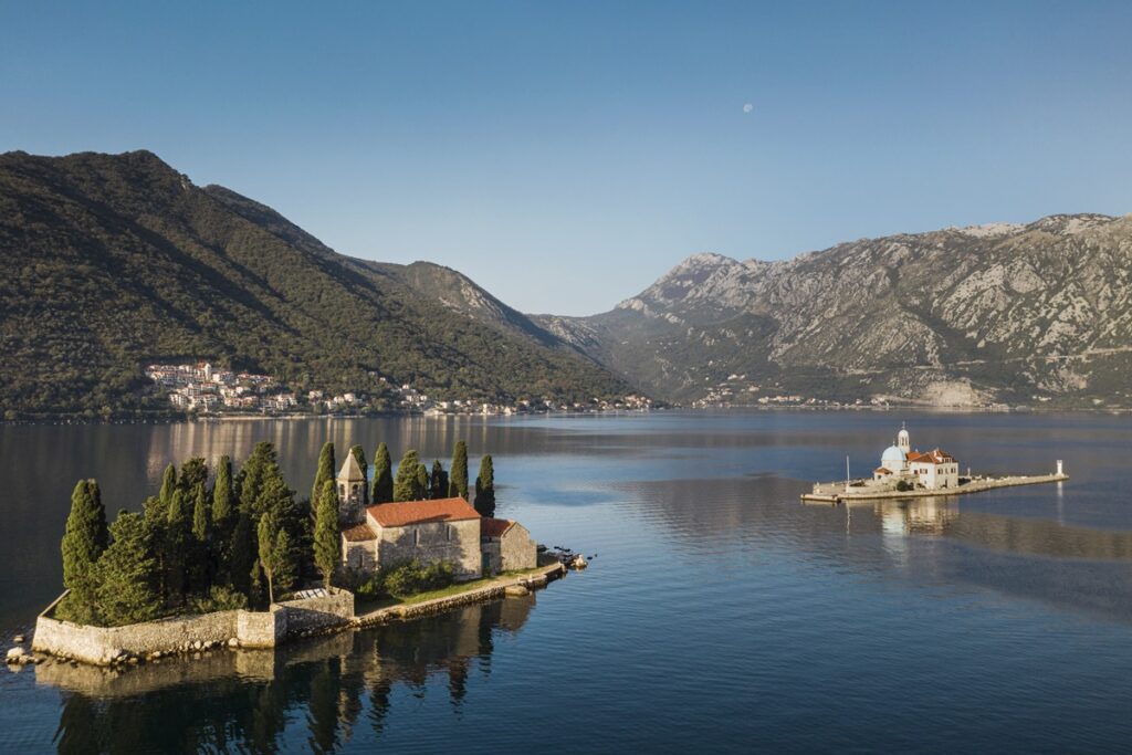 Karadağ'ın En İyi Otel ve Restoranları