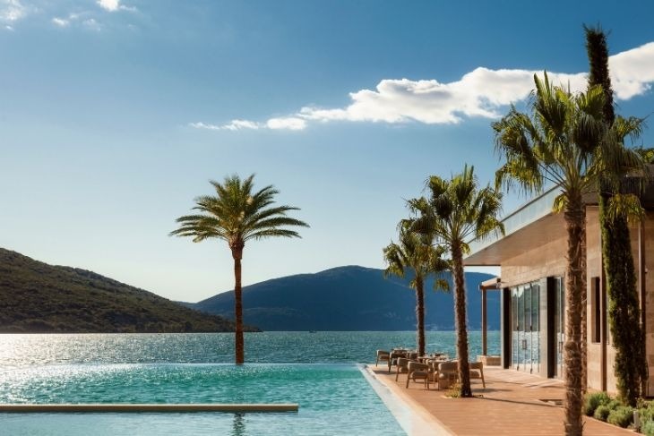 Karadağ'ın En İyi Otel ve Restoranları