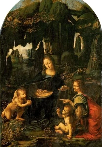 Leonardo da Vinci'nin ünlü eserlerinden Kayalıklar Madonnası tablosu, kayalık bir mağara atmosferinde Meryem Ana'nın bebek İsa ve Vaftizci Yahya ile bir melek eşliğinde tasvir edildiği, derinlikli ve dramatik bir kompozisyona sahiptir.