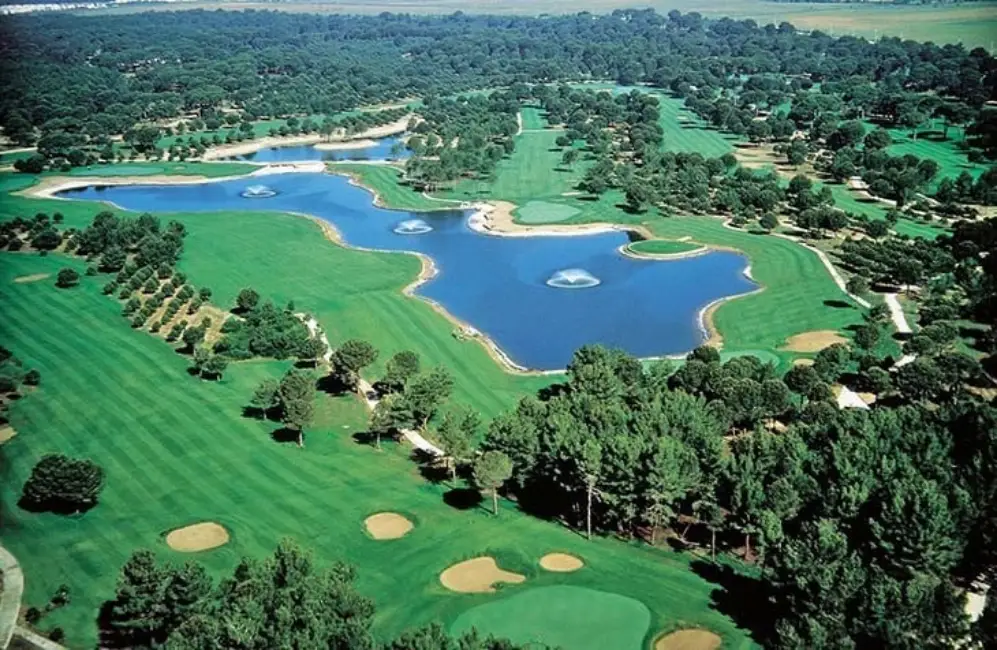 Türkiye’de Golf Oynayabileceğiniz En İyi Sahalar