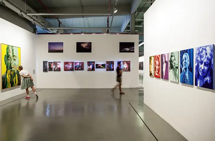İstanbul Modern Rehberi: Sergiler, Mimari ve Ziyaret Detayları