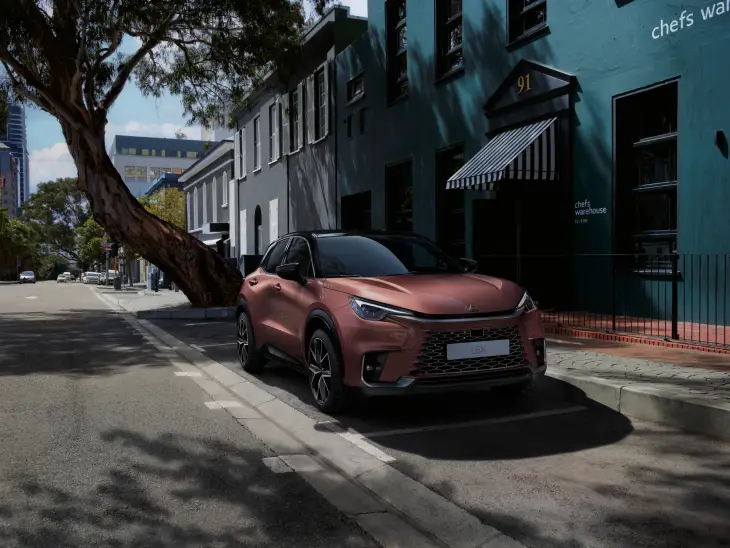 Lexus LBX Hakkında Bilmeniz Gerekenler