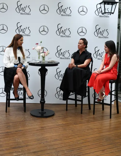 Deprem Bölgesi Destekçileri, She's Mercedes